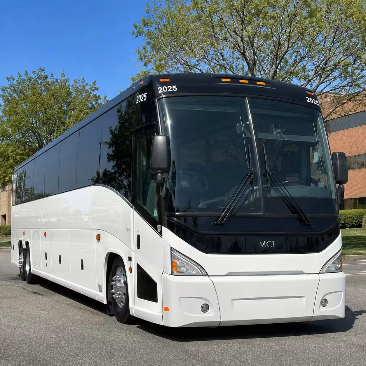 la porte ada accessible la porte corporate charter bus rentals