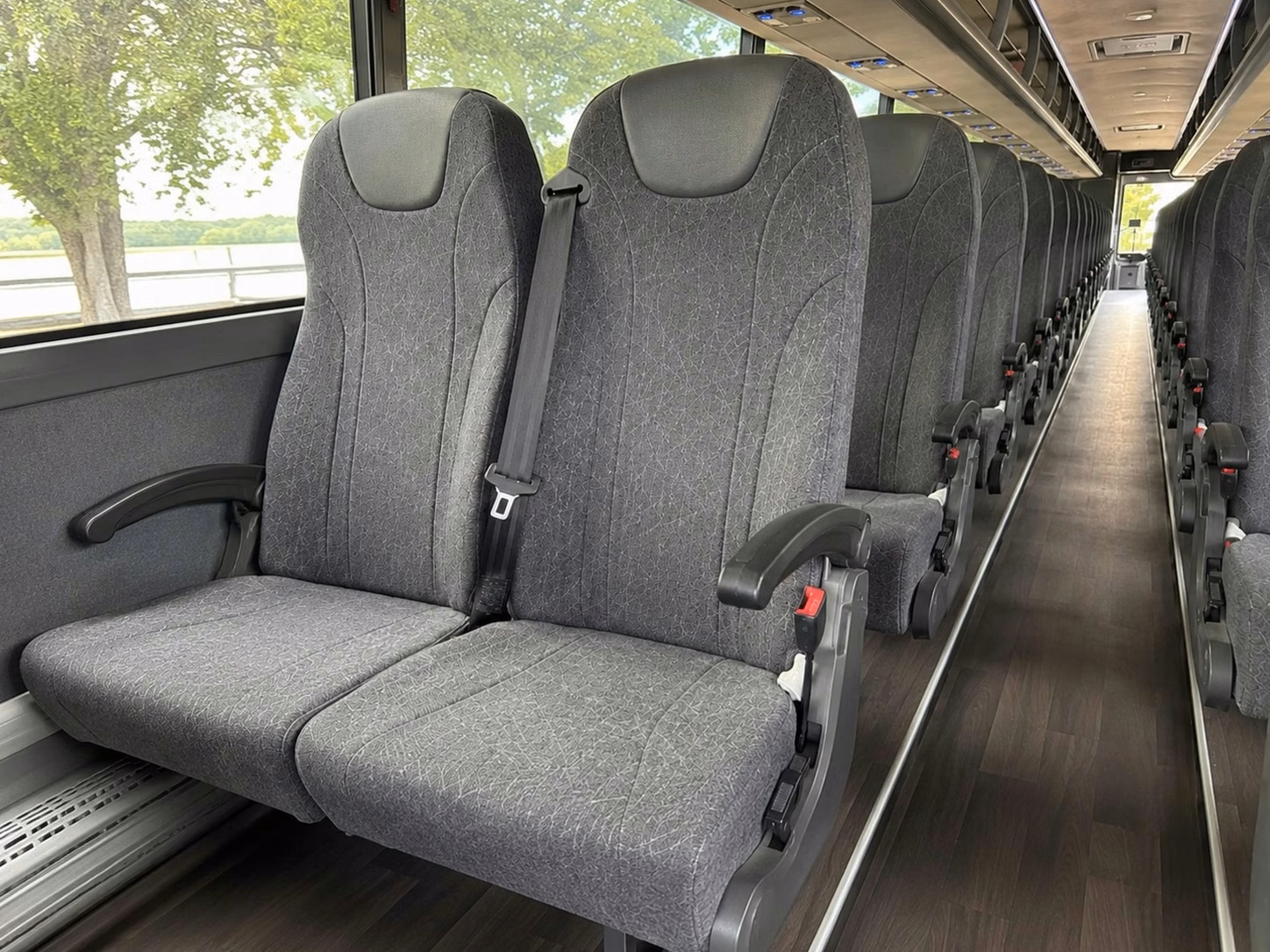 la porte get la porte bus rental quotes in 30 seconds